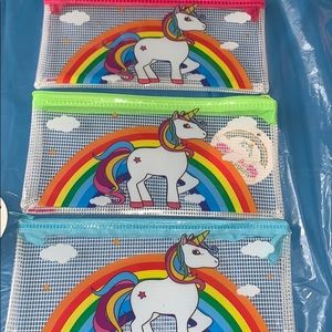 (Stocking Stuffers) 🎄 Unicorn Pencil Cases